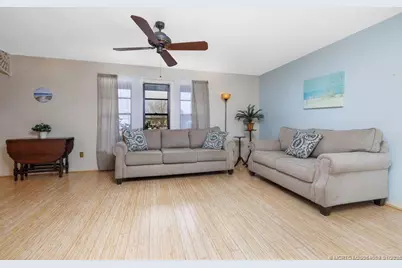 160 SE Duxbury Avenue, Port Saint Lucie, FL 34983 - Photo 7