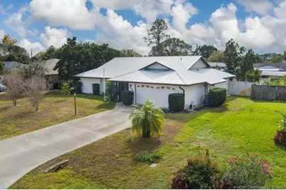 160 SE Duxbury Avenue, Port Saint Lucie, FL 34983 - Photo 1