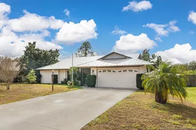 160 SE Duxbury Avenue, Port Saint Lucie, FL 34983 - Photo 3