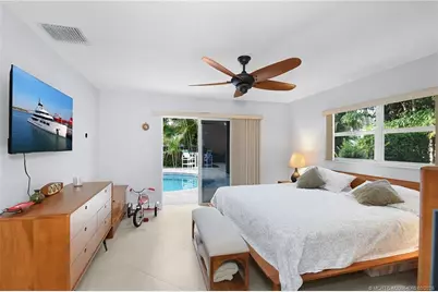 1642 Thumb Point Drive, Fort Pierce, FL 34949 - Photo 35