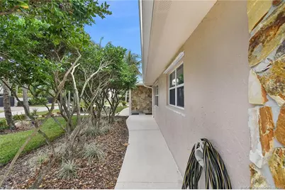 1642 Thumb Point Drive, Fort Pierce, FL 34949 - Photo 11