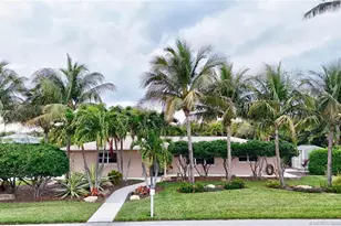 1642 Thumb Point Dr, Fort Pierce, FL 34949 - Photo 55