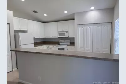 8998 SW Bonneville Drive, Stuart, FL 34997 - Photo 7