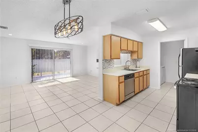 4041 NW Cinnamon Tree Circle, Jensen Beach, FL 34957 - Photo 9