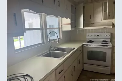 6118 N Joshua Lane, Lantana, FL 33462 - Photo 7