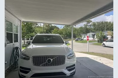 6118 N Joshua Lane, Lantana, FL 33462 - Photo 3