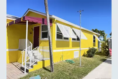 630 Nettles Boulevard, Jensen Beach, FL 34957 - Photo 3