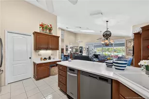 1511 NW Buttonbush Cir, Palm City, FL 34990 - Photo 11