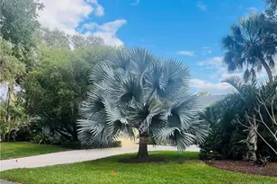 8 Kingston Ct, Stuart, FL 34996 - Photo 5