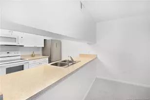 2216 NW 22nd Ave, Stuart, FL 34994 - Photo 7