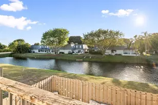 1600 Shaker Cir, Wellington, FL 33414 - Photo 17