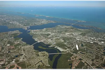 1290 SE Parkview Place #A7, Stuart, FL 34994 - Photo 3