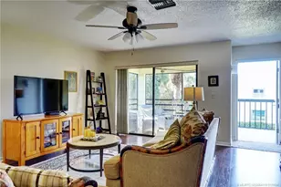 1290 SE Parkview Pl, Stuart, FL 34994 - Photo 5