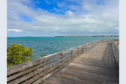 6225 SE Highland Avenue, Stuart, FL 34997 - Photo 21