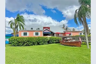 6225 SE Highland Avenue, Stuart, FL 34997 - Photo 17