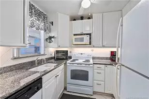 2600 SE Ocean Blvd, Stuart, FL 34996 - Photo 5