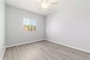 5012 SE Mariner Garden Cir, Stuart, FL 34997 - Photo 11