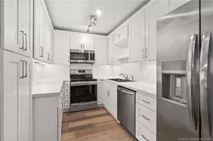 1635 SW Silver Pine Way, Palm City, FL 34990 - Photo 9