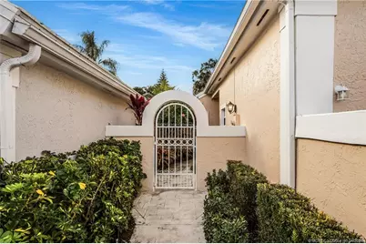 58 Windsor Lane, Palm Beach Gardens, FL 33418 - Photo 5