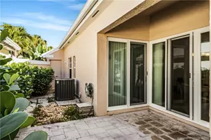 58 Windsor Ln, Palm Beach Gardens, FL 33418 - Photo 23