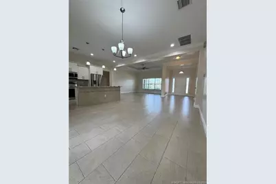 842 NW Treemont Avenue, Port Saint Lucie, FL 34983 - Photo 9