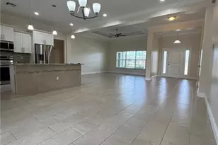 842 NW Treemont Ave, Port Saint Lucie, FL 34983 - Photo 9