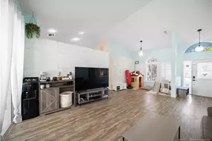 2526 SE Lily St, Port Saint Lucie, FL 34952 - Photo 29