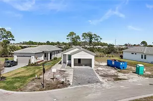 435 SE Via Sangro, Port Saint Lucie, FL 34952 - Photo 7