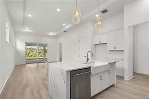 435 SE Via Sangro, Port Saint Lucie, FL 34952 - Photo 3