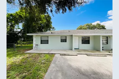 208 N 28th Street, Fort Pierce, FL 34947 - Photo 1