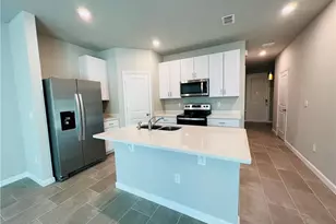 3913 Mentmore Ln, Stuart, FL 34997 - Photo 11