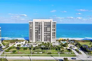 8750 S Ocean Dr, Jensen Beach, FL 34957 - Photo 35