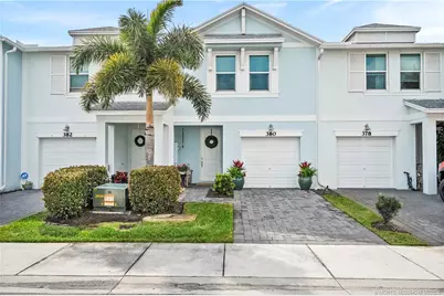 380 SE Sea Hunt Way, Stuart, FL 34994 - Photo 3