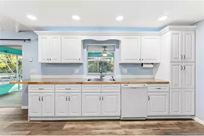 1201 Oak Avenue, Fort Pierce, FL 34982 - Photo 9