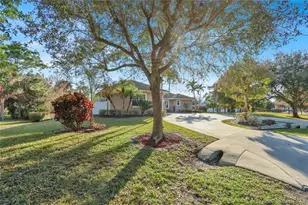 757 SE Ashley Oaks Way SE, Stuart, FL 34997 - Photo 3