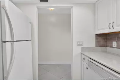 2950 SE Ocean Boulevard #12-2, Stuart, FL 34996 - Photo 9