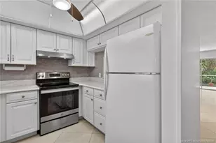 2950 SE Ocean Blvd, Stuart, FL 34996 - Photo 11