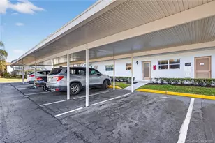 2950 SE Ocean Blvd, Stuart, FL 34996 - Photo 5