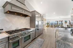 90 NW Alice St, Jensen Beach, FL 34957 - Photo 19