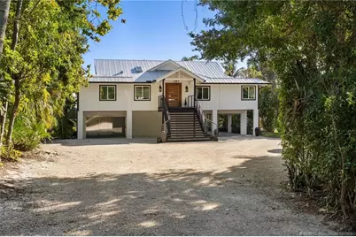 90 NW Alice Street, Jensen Beach, FL 34957 - Photo 3