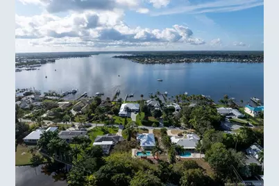 632 NW Sunset Drive, Stuart, FL 34994 - Photo 5