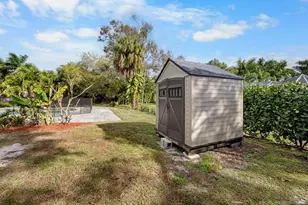 632 NW Sunset Dr, Stuart, FL 34994 - Photo 47