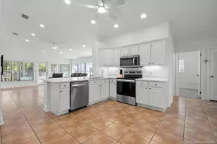 632 NW Sunset Dr, Stuart, FL 34994 - Photo 17