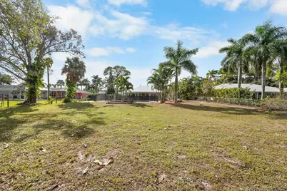 632 NW Sunset Drive, Stuart, FL 34994 - Photo 45