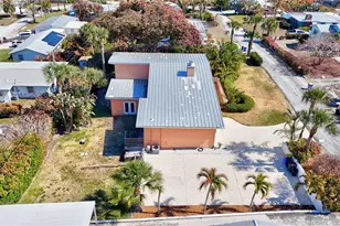 2228 NE Center Cir, Jensen Beach, FL 34957 - Photo 53