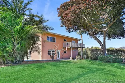 2228 NE Center Circle, Jensen Beach, FL 34957 - Photo 5
