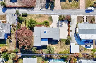 2228 NE Center Cir, Jensen Beach, FL 34957 - Photo 51