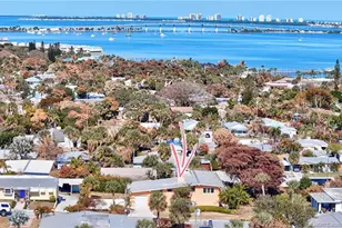 2228 NE Center Cir, Jensen Beach, FL 34957 - Photo 47