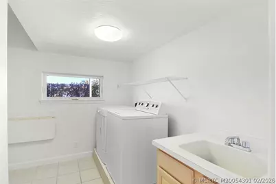 2228 NE Center Circle, Jensen Beach, FL 34957 - Photo 23