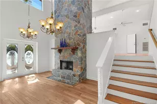 2228 NE Center Cir, Jensen Beach, FL 34957 - Photo 3